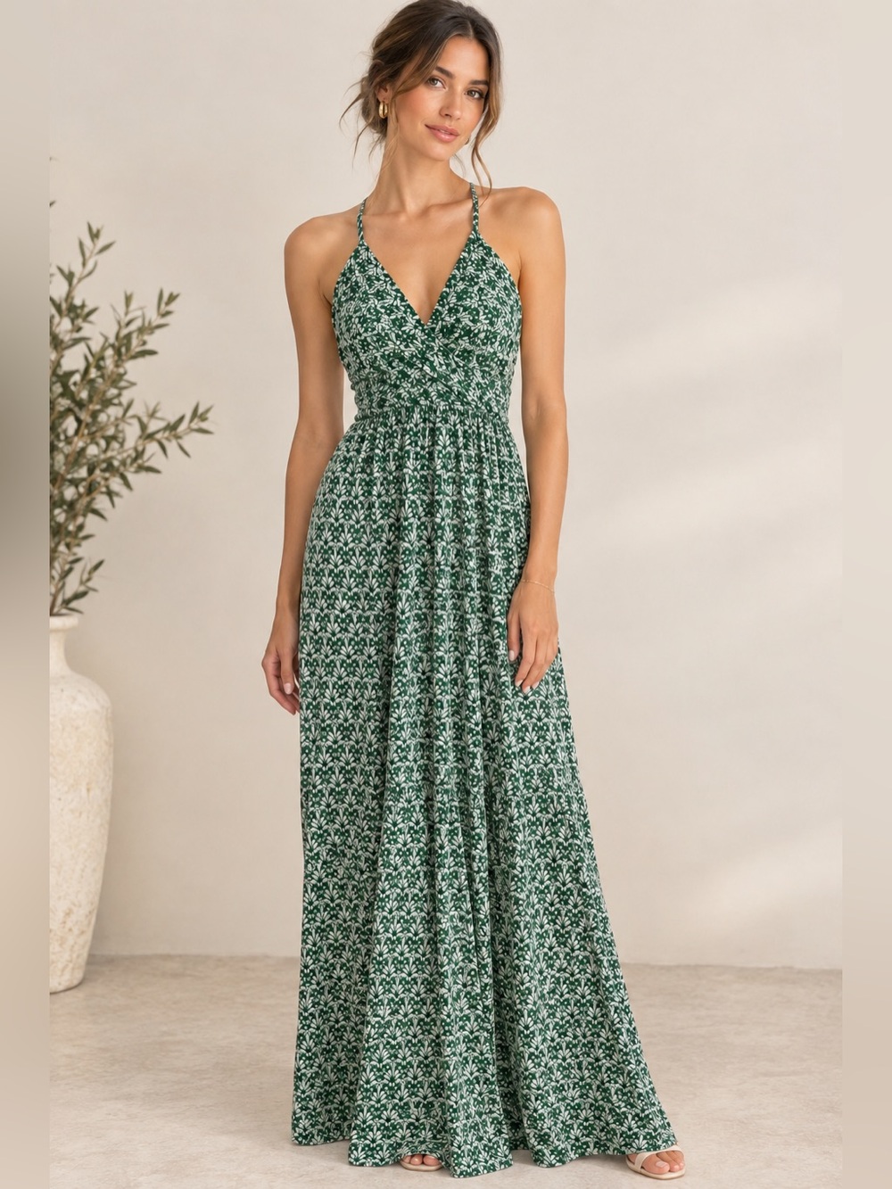 Sincerely Jules Green White Print Halter Maxi Dress size Large
